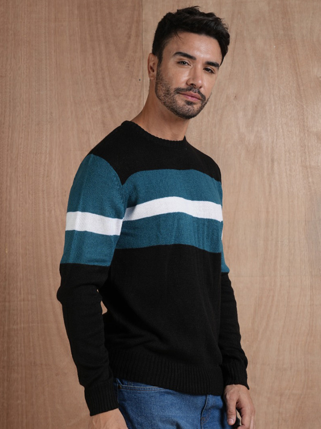 Cozy Up in Style Knitted Pullover