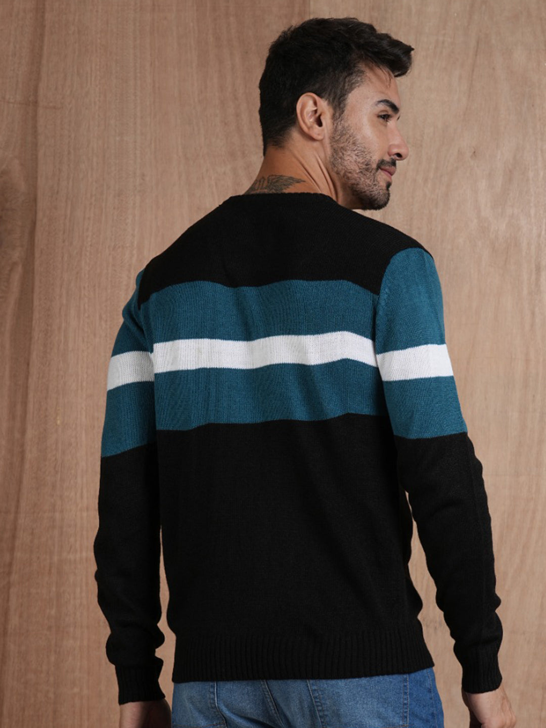 Cozy Up in Style Knitted Pullover