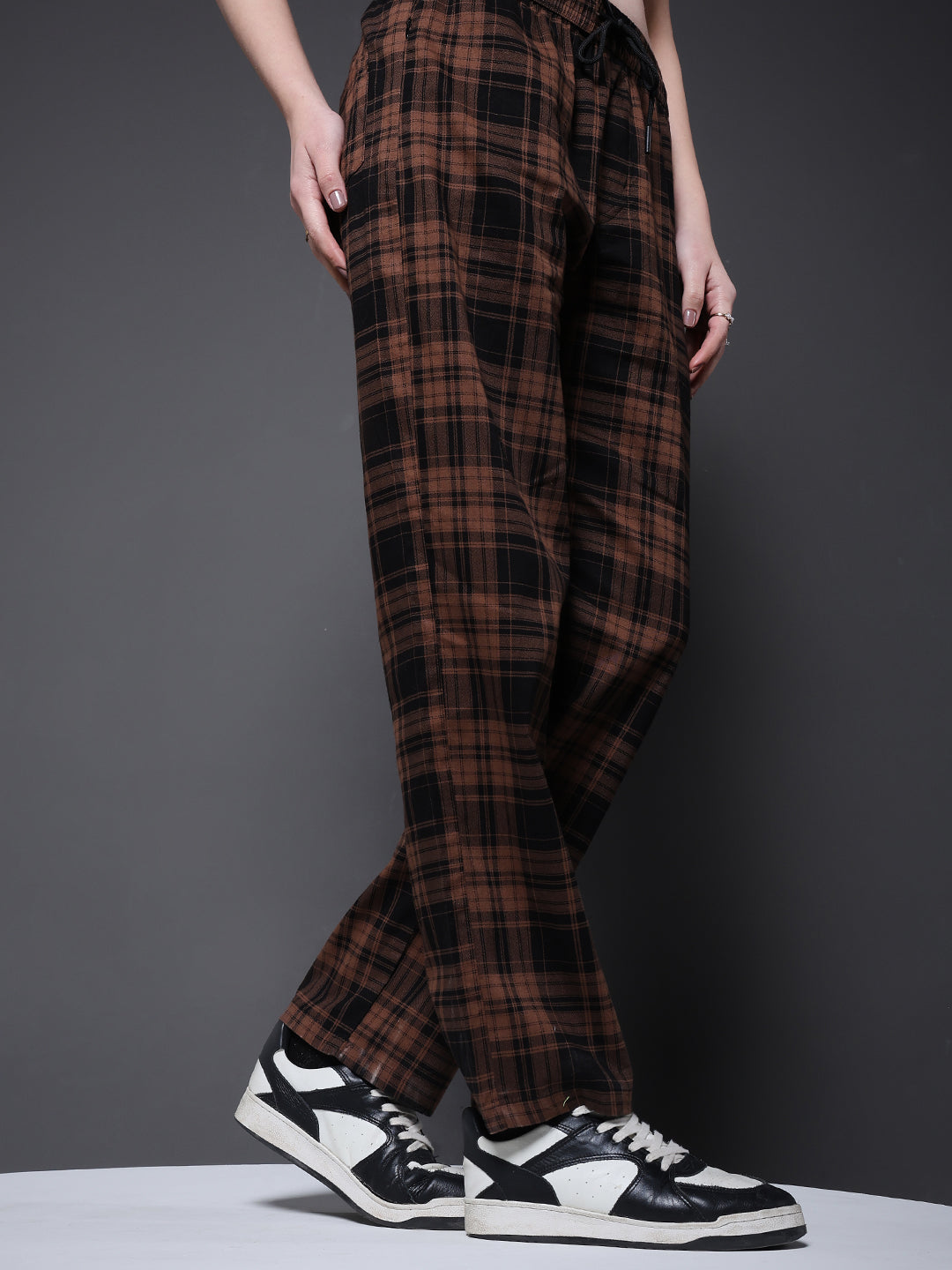 Women chequered lounge pants