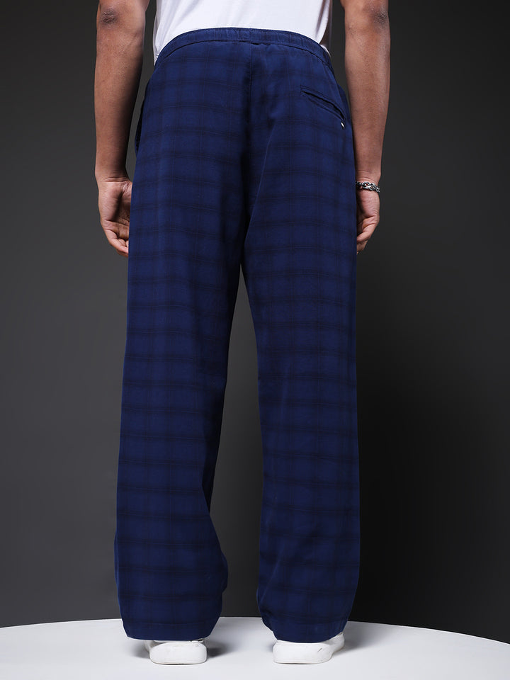 Men chequered lounge pants