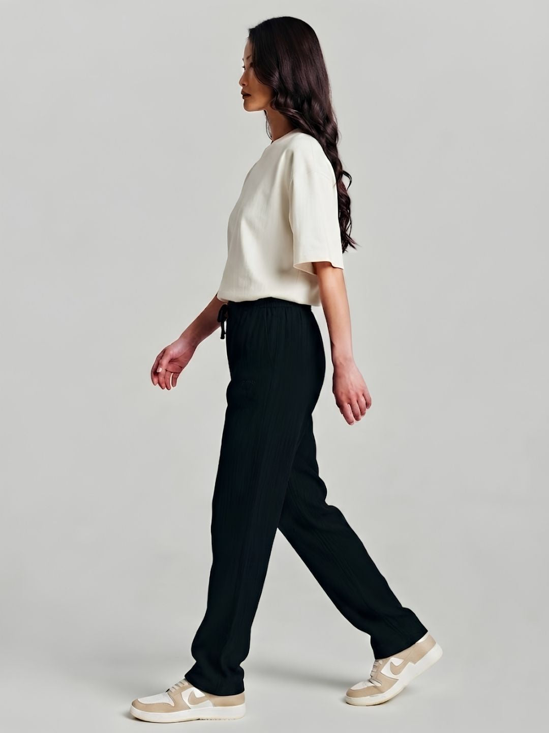 Women Solid lounge pant - Black